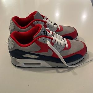 Nike Air Max- custom made size 8